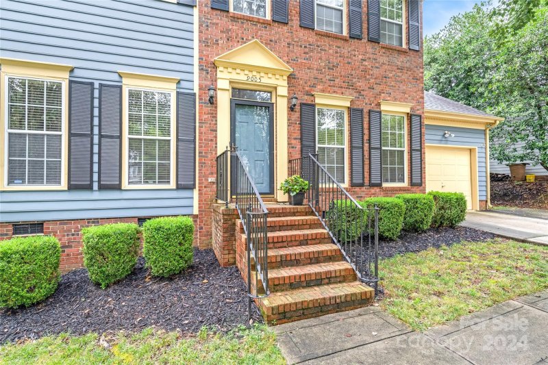 Property image 2 at 9005 Clifton Meadow Drive, Matthews, NC 28105