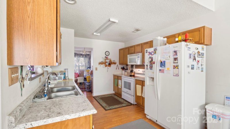 Property image 4 at 8042 Donet Terrace Drive, Charlotte, NC 28215