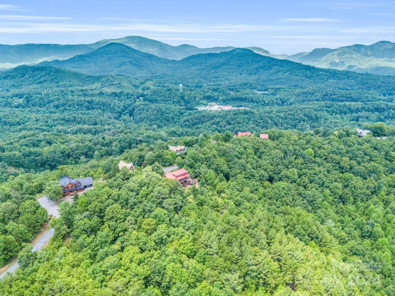 Property image 2 at 198 Boulder Ridge Road, Lake Lure, NC 28746
