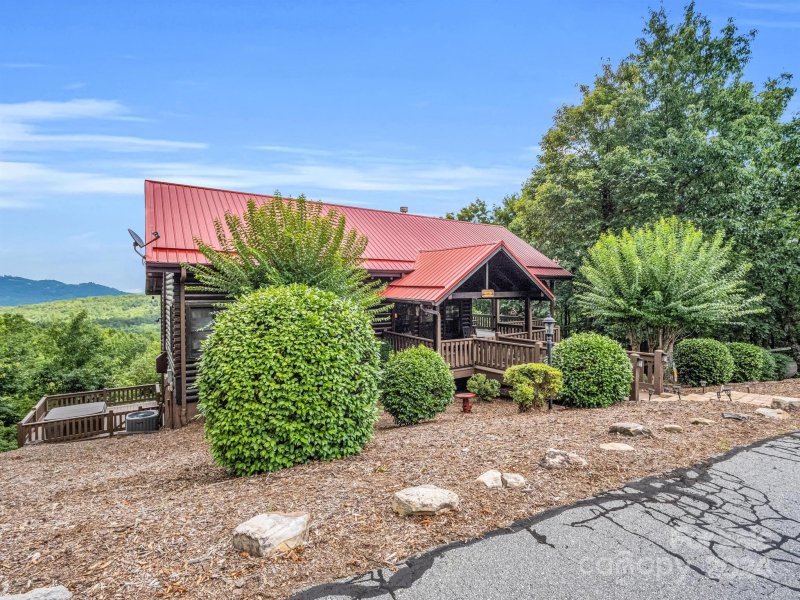 Property image 4 at 198 Boulder Ridge Road, Lake Lure, NC 28746