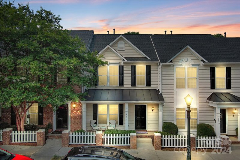 Property image 3 at 621 Atherton Way, Rock Hill, SC 29730