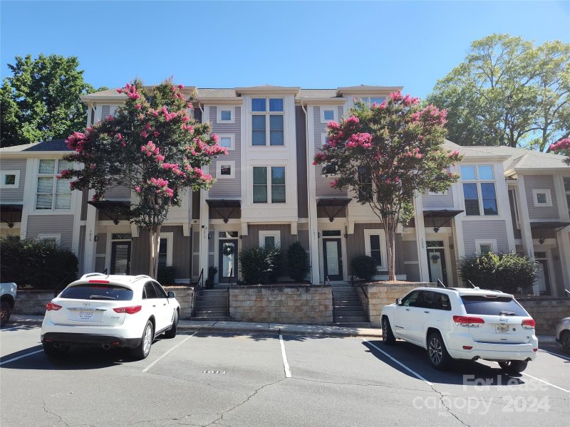 1011 Park West Drive