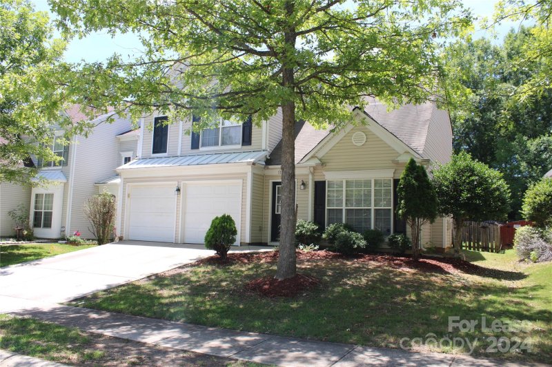 Property image 3 at 11118 Cypress View Drive, Charlotte, NC 28262