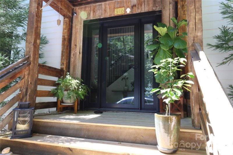 Property image 2 at 316 Westover Drive, Asheville, NC 28801