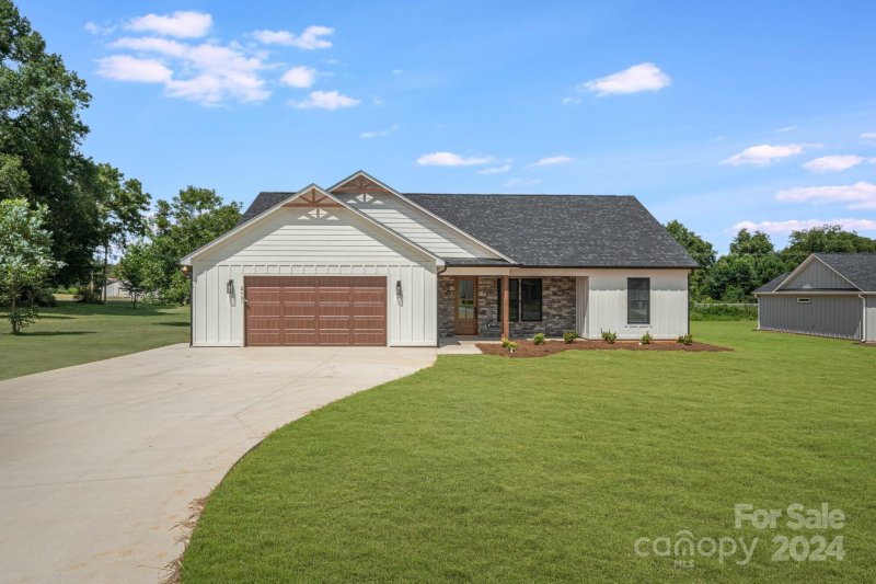 Property image 5 at 27721 Taylor Lane, Albemarle, NC 28001