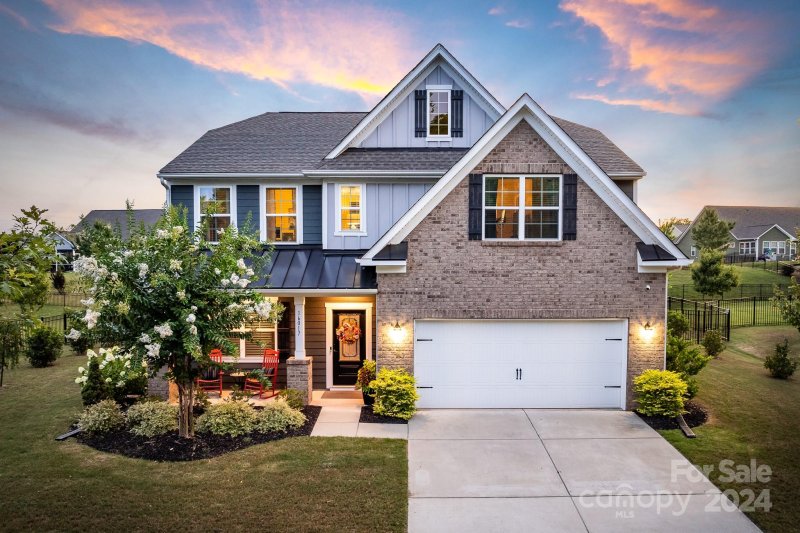 Property image 3 at 16017 Foreleigh Road, Huntersville, NC 28078