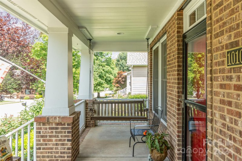 Property image 5 at 10101 Devonshire Drive, Huntersville, NC 28078