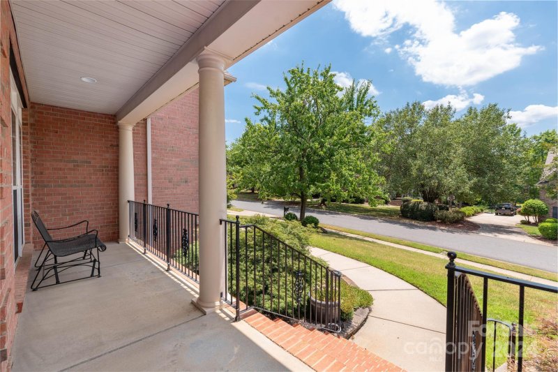 Property image 3 at 805 Carisbrooke Lane, Waxhaw, NC 28173