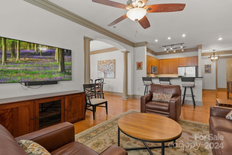 Property image 3 at 42 Schenck Parkway, Asheville, NC 28803