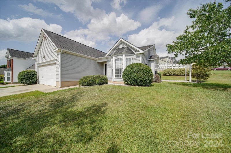 Property image 3 at 120 Lantana Drive, Mount Holly, NC 28120