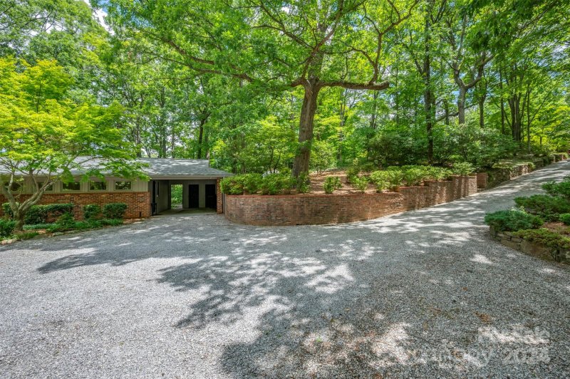 Property image 5 at 187 Dug Hill Trail, Tryon, NC 28782