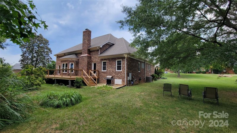 Property image 3 at 1084 Kite Court, Matthews, NC 28104