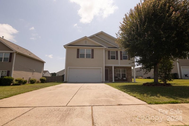 Property image 2 at 1412 River Run Road, Lowell, NC 28098