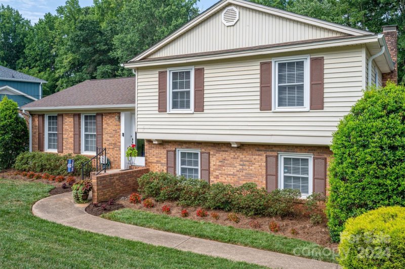 Property image 3 at 521 Jasin Drive, Gastonia, NC 28054