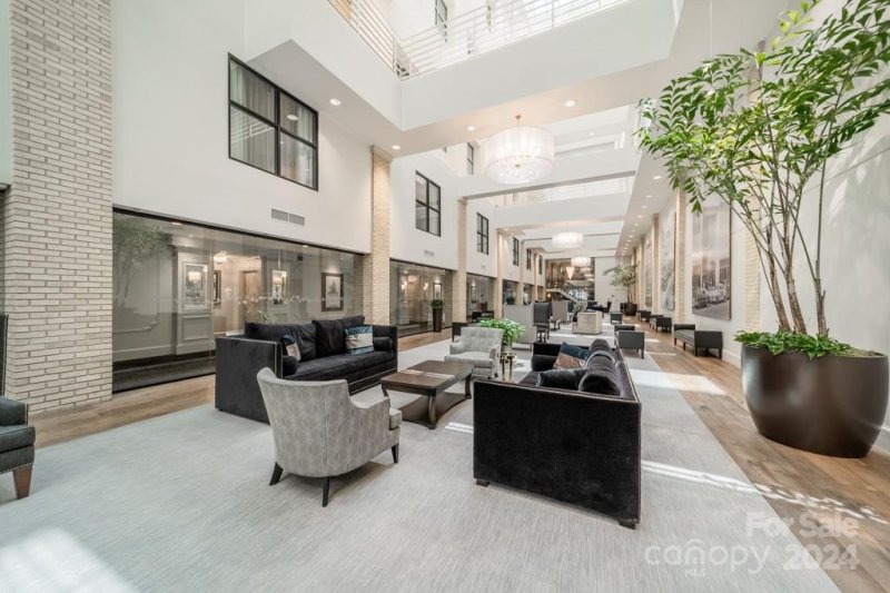 Property image 2 at 127 N Tryon Street, Charlotte, NC 28202