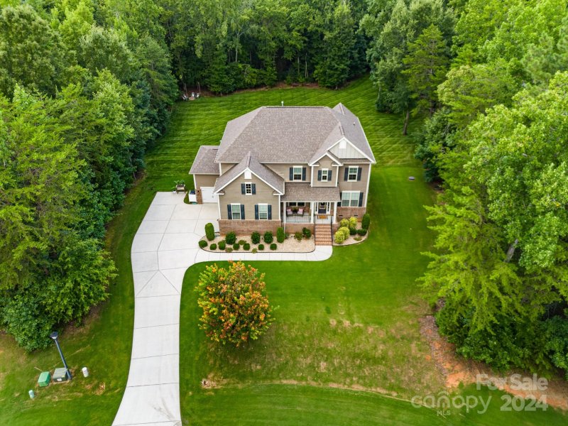 Property image 2 at 174 Rain Shadow Drive, Mooresville, NC 28115