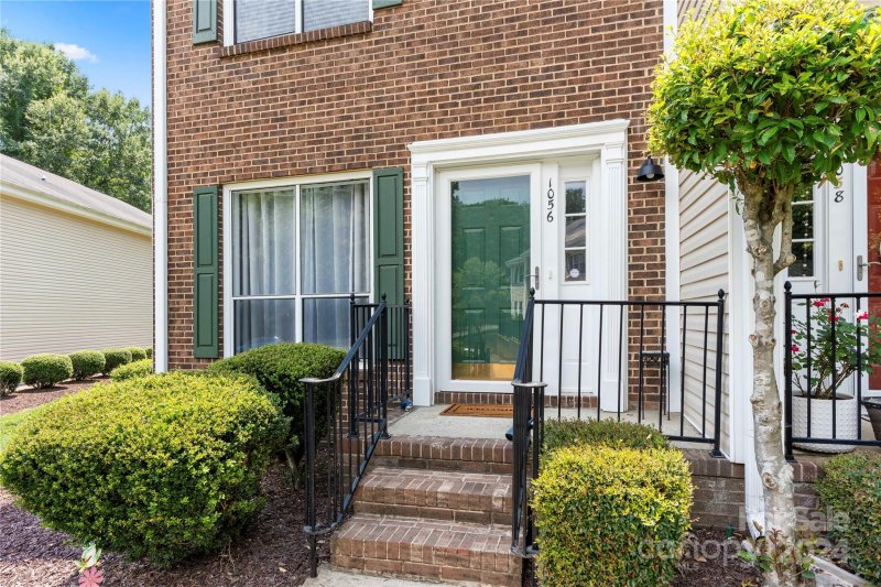 Property image 2 at 1056 Surry Lane, Gastonia, NC 28054