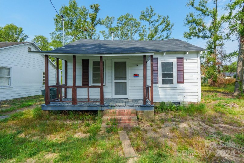 1124 1128 1156 1160 Carolina Avenue Extension