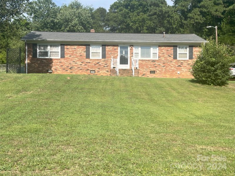 Property image 3 at 4717 Chapel Grove Road, Gastonia, NC 28052