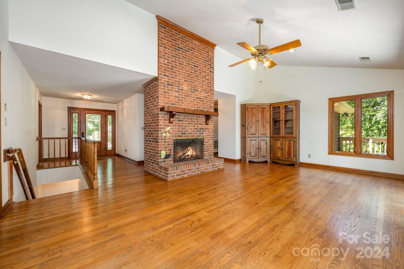 Property image 5 at 712 Lakewind Boulevard, Inman, SC 29349