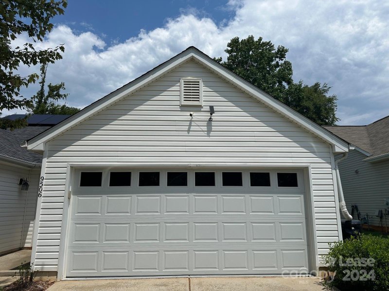 Property image 2 at 9506 Scotland Hall Court, Charlotte, NC 28277