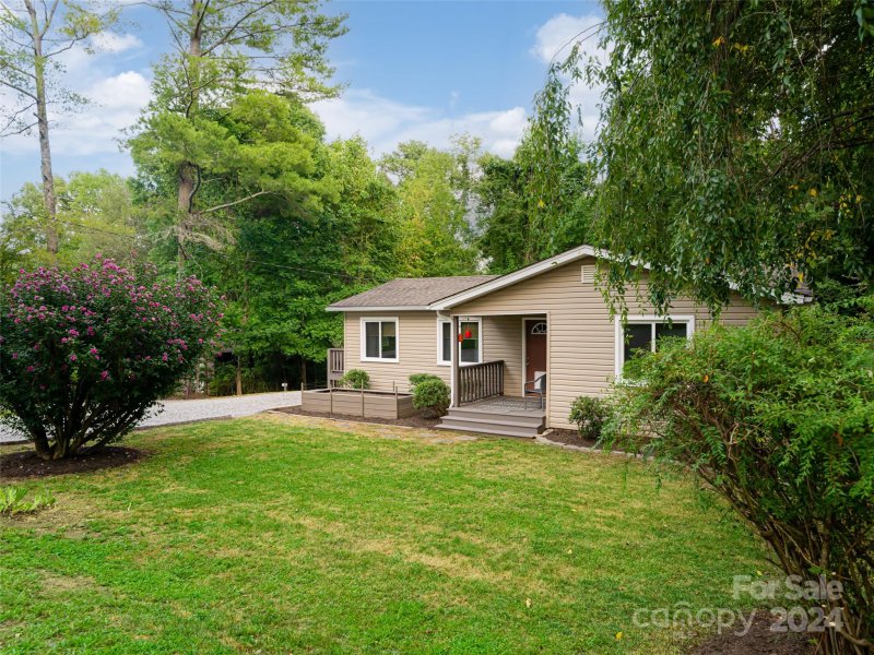 Property image 5 at 309 Ash Street, Black Mountain, NC 28711