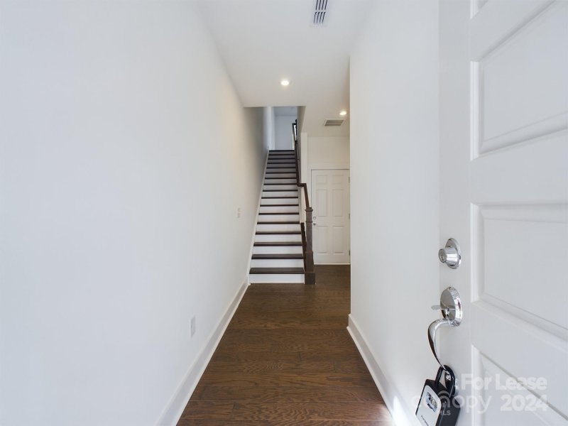 Property image 4 at 5015 Sovereignty Court, Charlotte, NC 28205