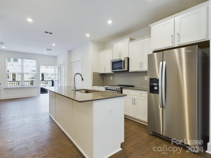 Property image 5 at 5015 Sovereignty Court, Charlotte, NC 28205