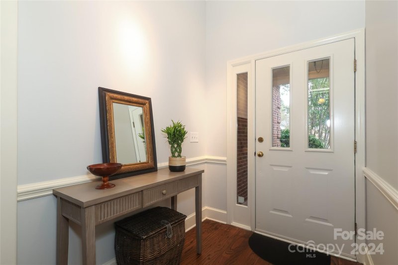 Property image 3 at 6552 Shaftesbury Road, Charlotte, NC 28270