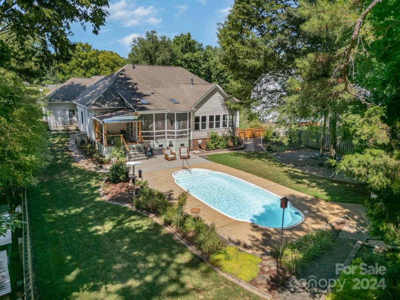 Property image 3 at 9225 Morgan Glenn Drive, Mint Hill, NC 28227