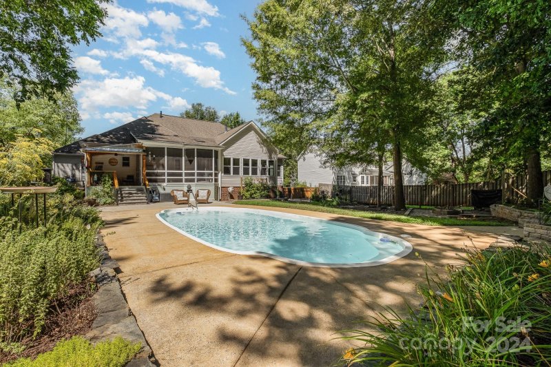 Property image 5 at 9225 Morgan Glenn Drive, Mint Hill, NC 28227