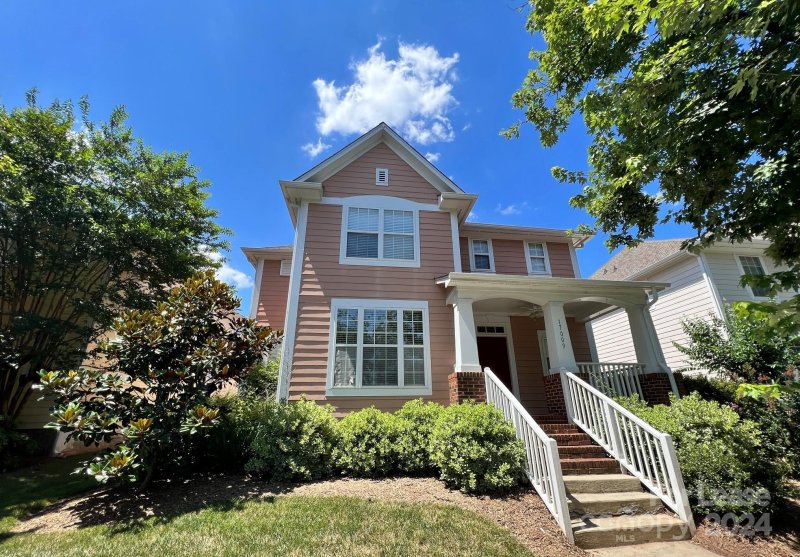 17009 Carlton Way Road