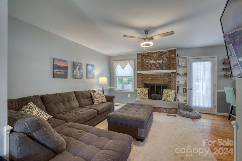 Property image 4 at 3240 13th Avenue Court, Conover, NC 28613