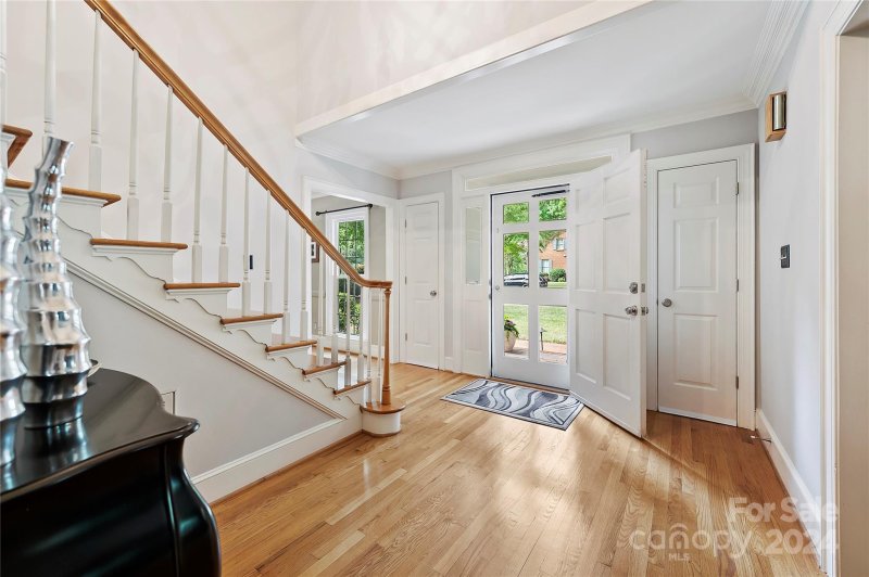 Property image 4 at 5606 Hillingdon Road, Charlotte, NC 28226