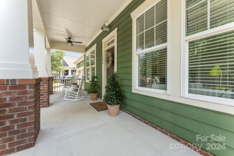 Property image 3 at 1000 English Circle, Belmont, NC 28012