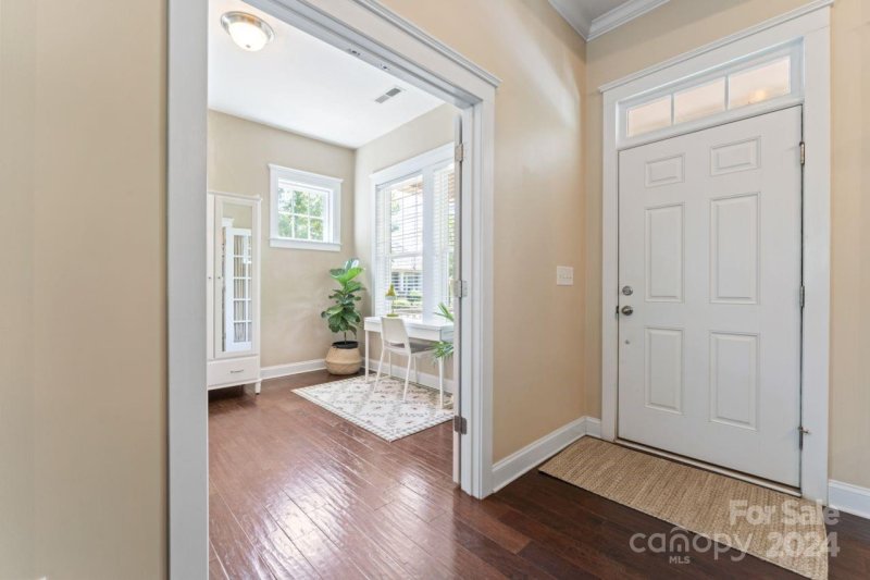 Property image 4 at 1000 English Circle, Belmont, NC 28012