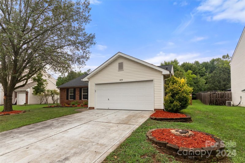 Property image 3 at 1872 Baylor Drive, Rock Hill, SC 29732