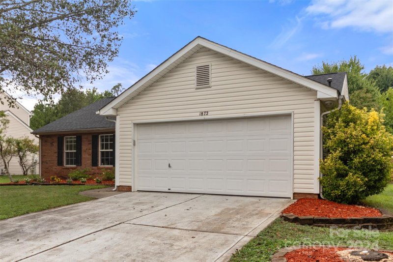 Property image 4 at 1872 Baylor Drive, Rock Hill, SC 29732