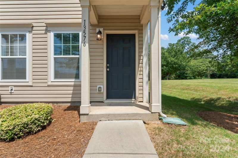 Property image 3 at 13576 Calloway Glen Drive, Charlotte, NC 28273