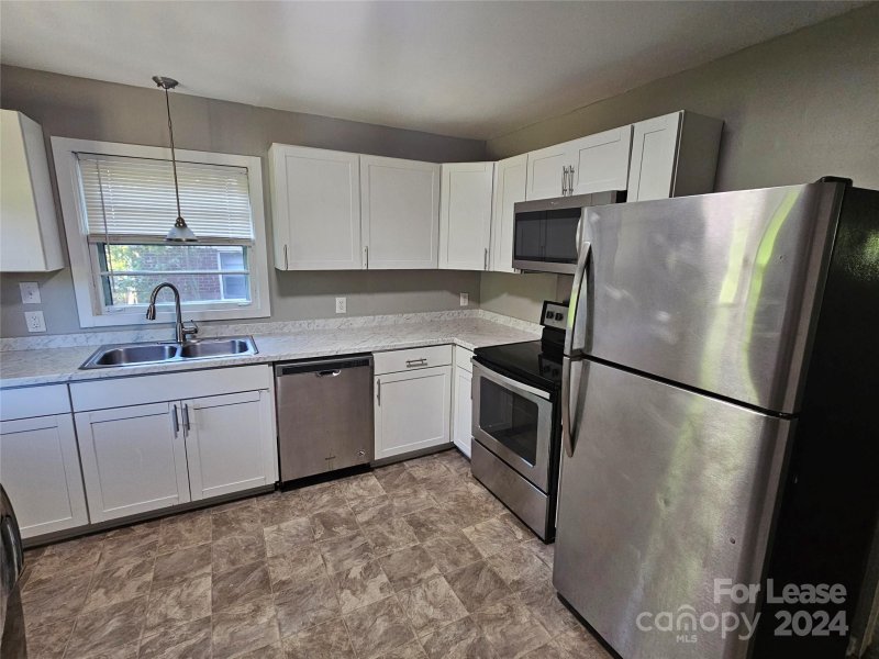 Property image 2 at 4148 Welling Avenue, Charlotte, NC 28208