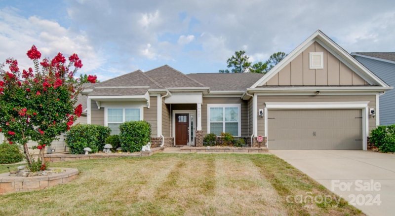 345 Robinwood Lane