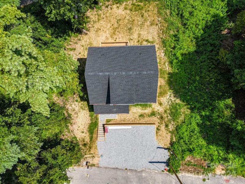 Property image 5 at 40 Summit Circle, Hendersonville, NC 28792