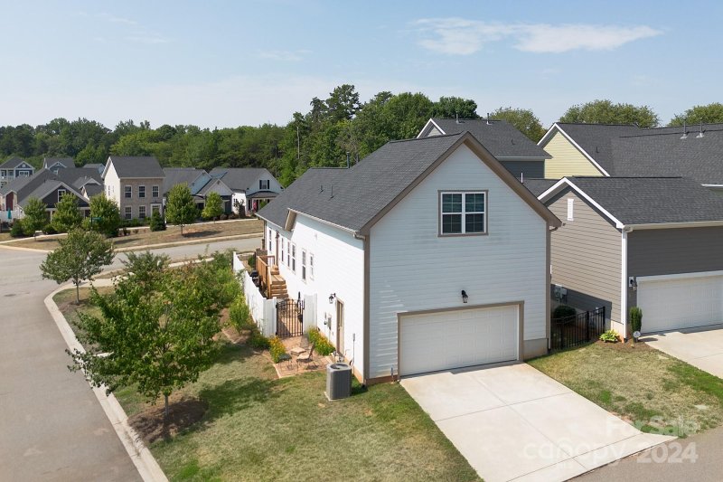 Property image 3 at 2399 Shanklin Lane, Denver, NC 28037