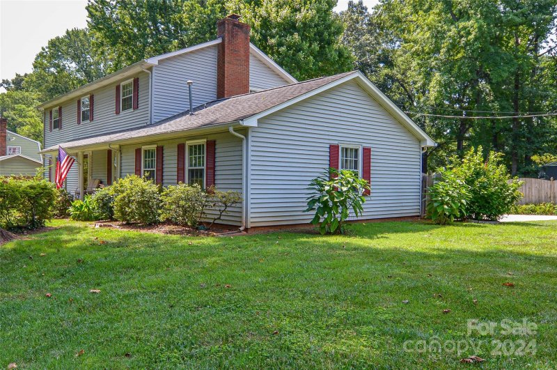 Property image 2 at 6937 Hillswick Drive, Charlotte, NC 28215