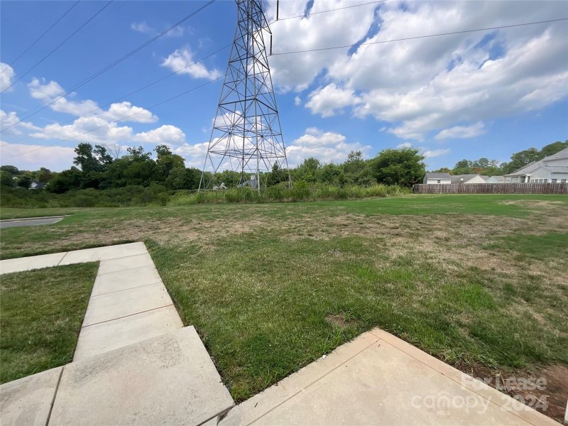 Property image 4 at 4959 Sunburst Lane, Charlotte, NC 28213