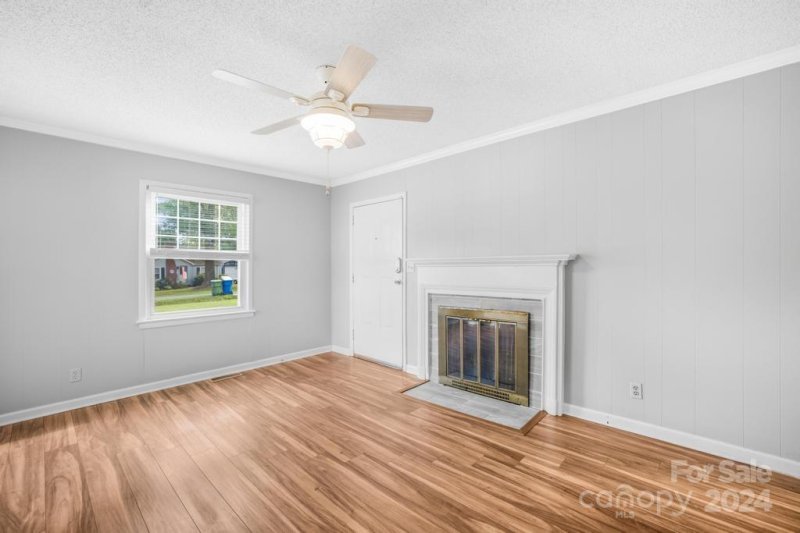 Property image 4 at 202 Ferstl Avenue, Belmont, NC 28012