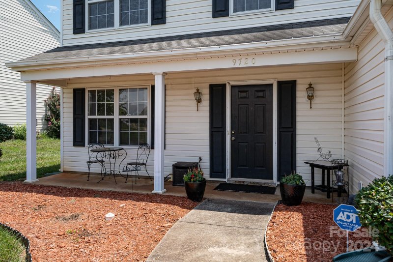 Property image 5 at 9720 Avensong Crossing Drive, Charlotte, NC 28215