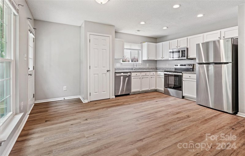 3409 Southern Ginger Drive