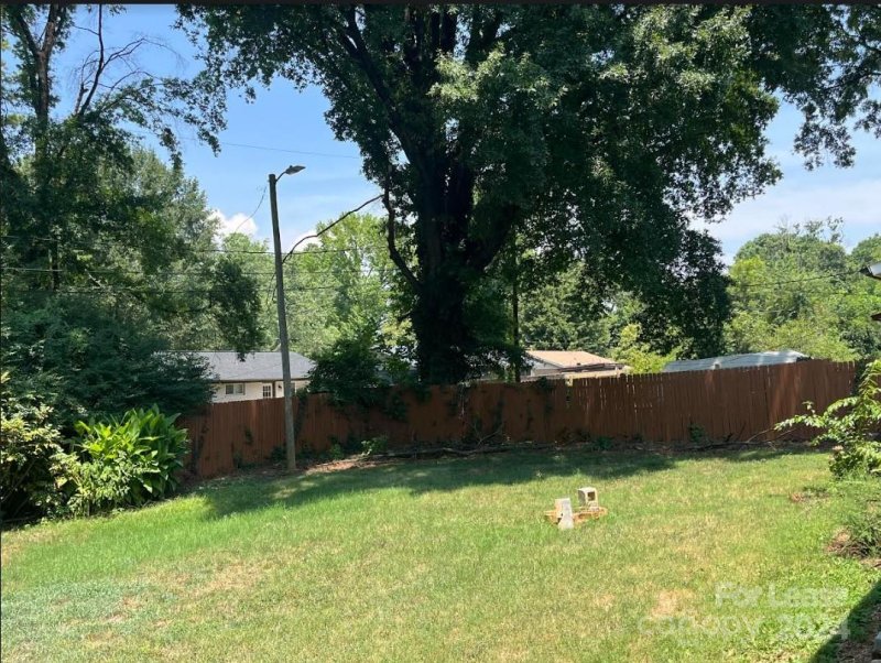 Property image 2 at 2514 Alleghany Street, Charlotte, NC 28208