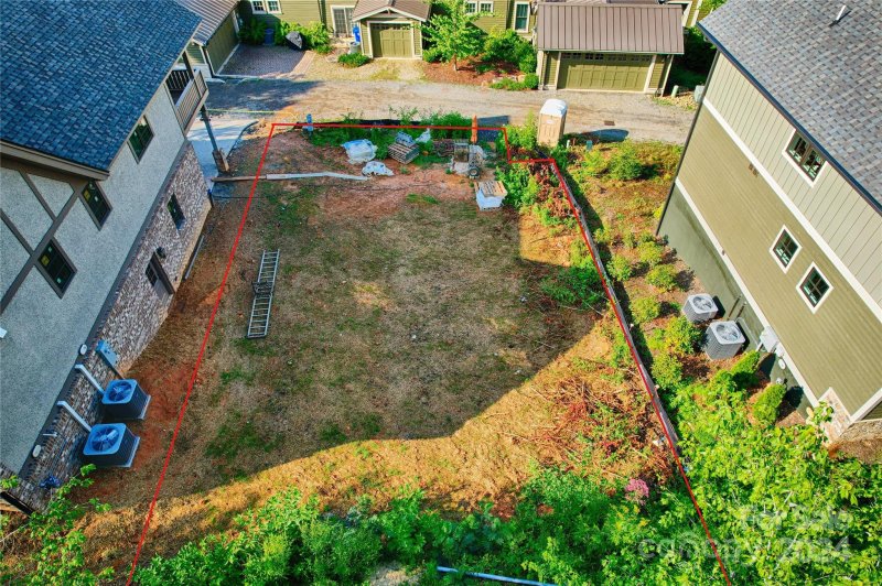 Property image 3 at 25 Wordsworth Road, Black Mountain, NC 28711